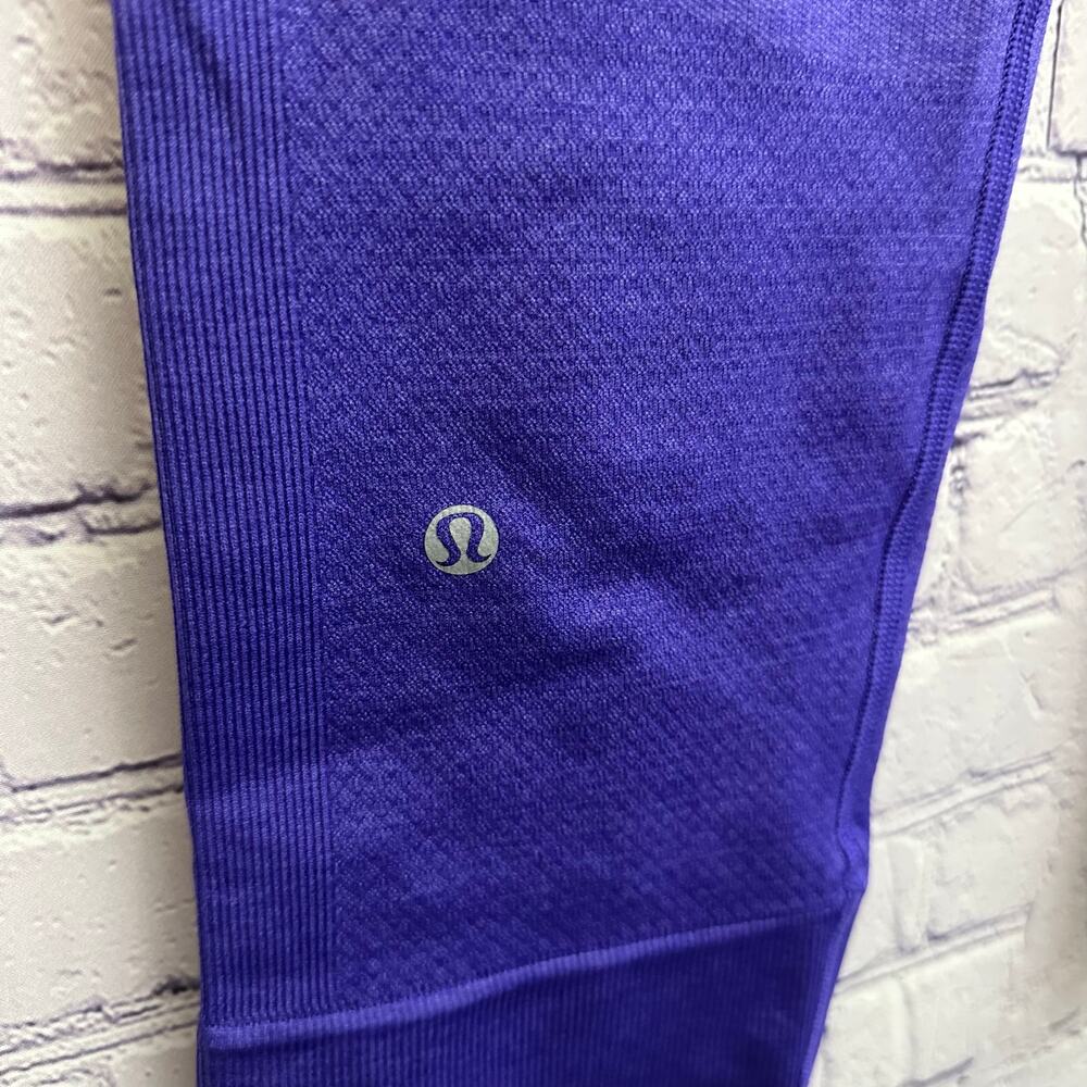Lululemon Cropped Leggings Purple Women's 8 Athletic Workout Athleisure - Picture 7 of 8